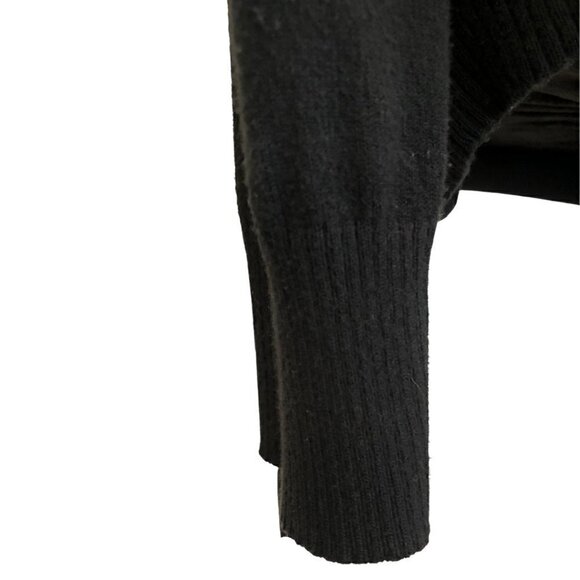 MERONA Houndstooth V-neck sweater size medium - Picture 5 of 5